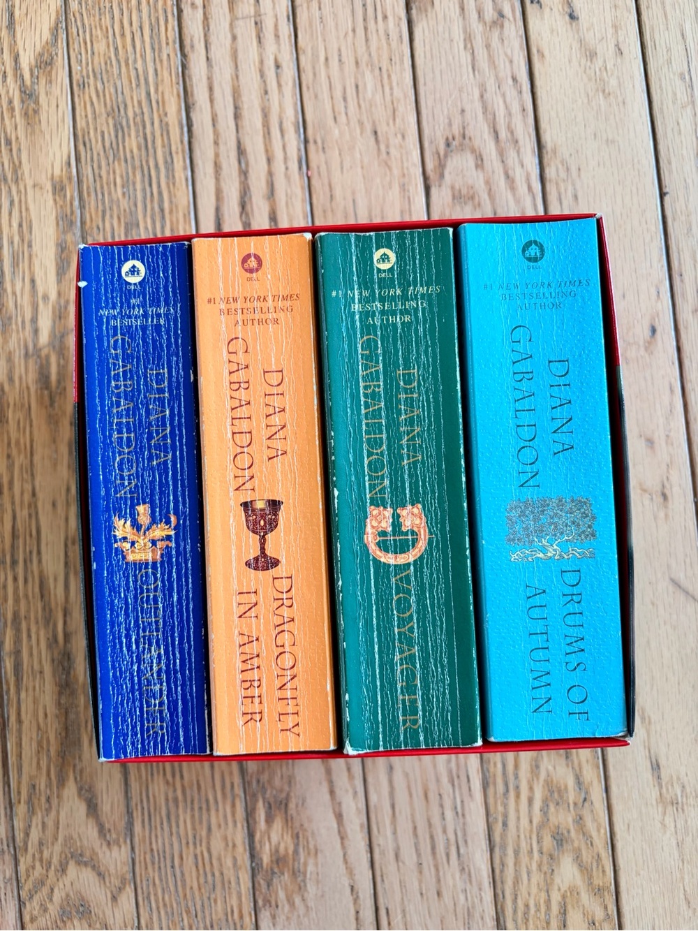 Outlander- Boxed Book Set - Blue, Orange, Green, Teal Spine